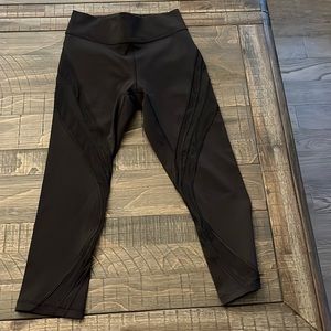 Lululemon cropped leggings with mesh detail